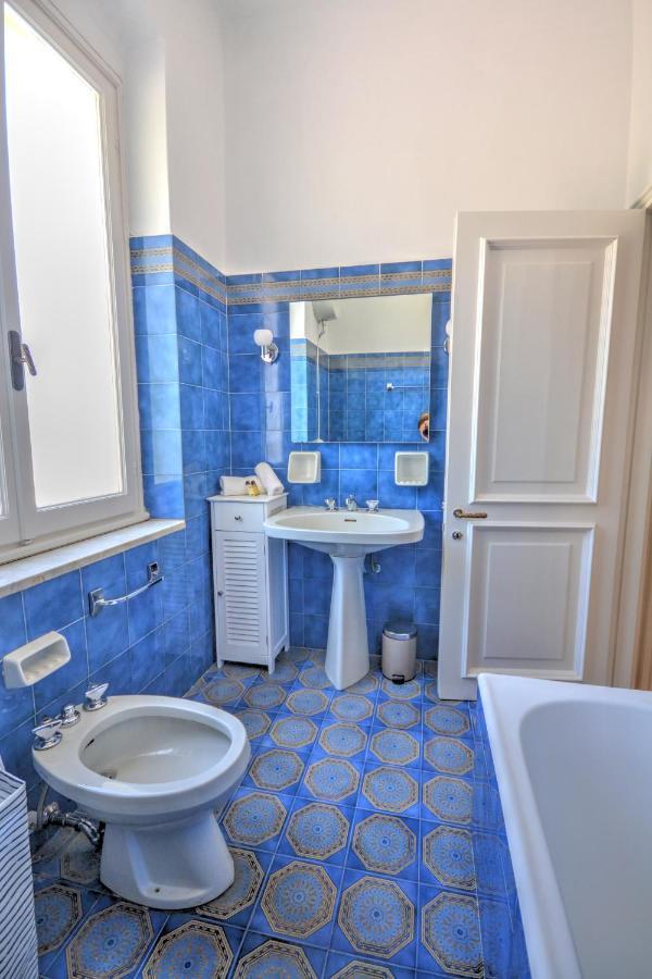 Villa Riviera Rapallo - 5 Min Walking From Beach Eksteriør billede